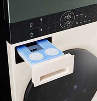 中央触控面板 一目了然