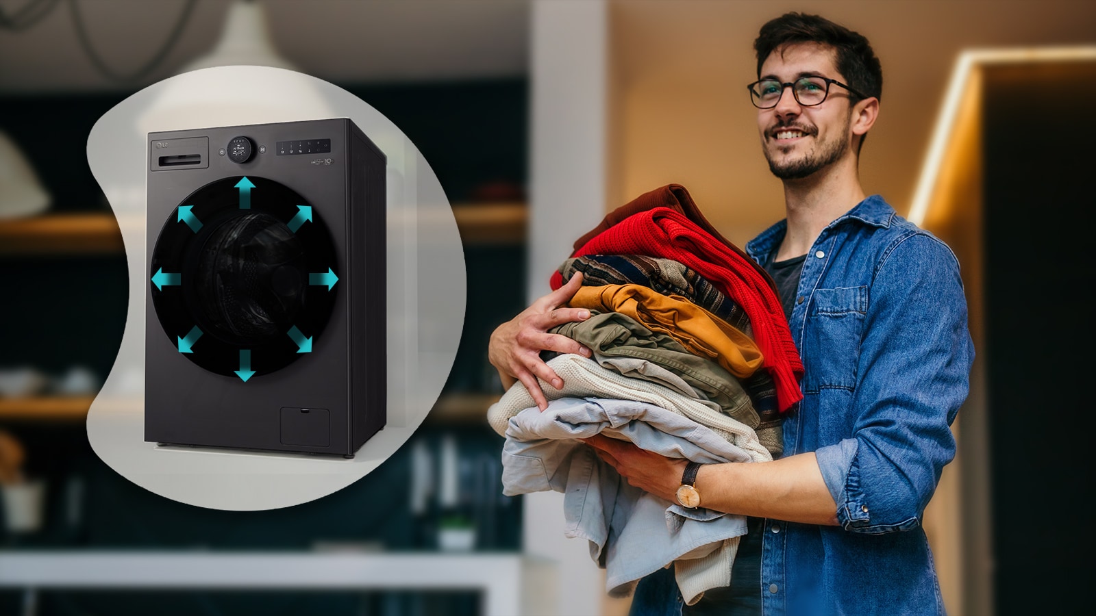 他站在洗好的衣物旁。他身旁有一张较大图像，其中显示洗衣机内部。