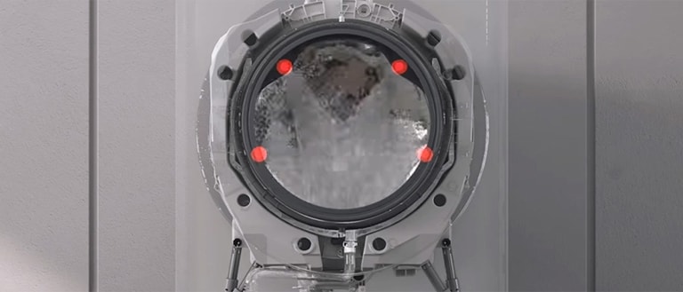 它显示从顶部和底部出水蒸气进行清洗。