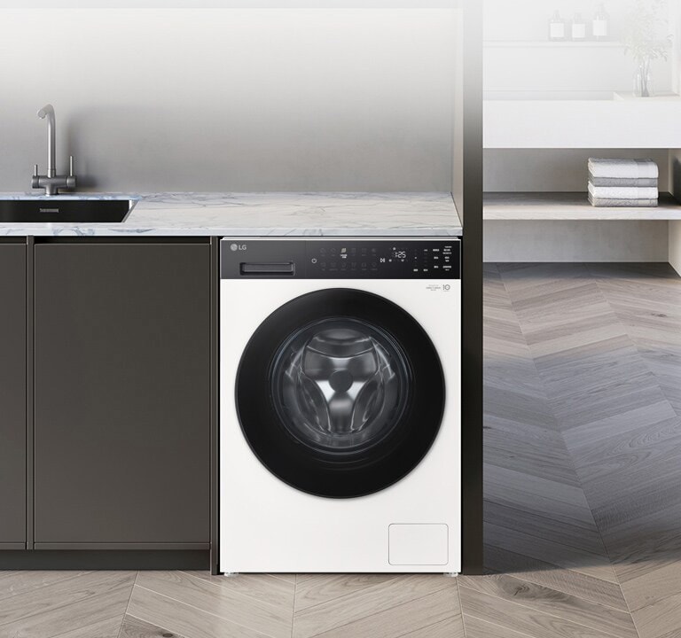 空间里有一台洗衣机。