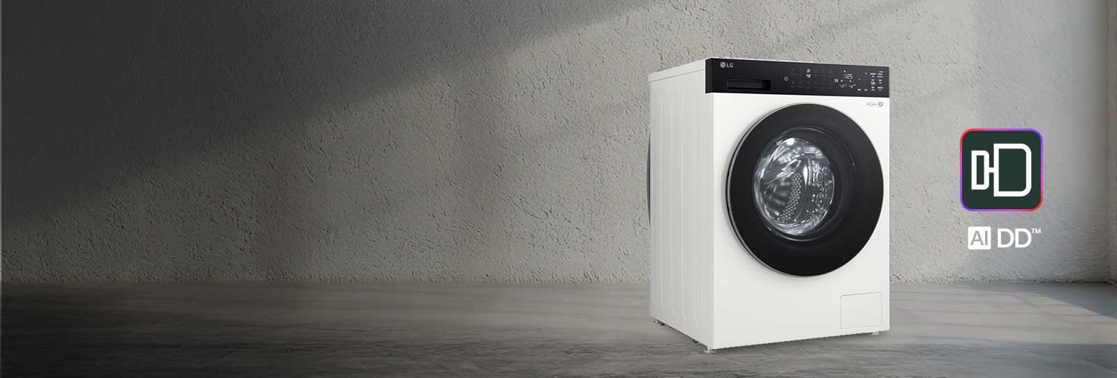 配有 LG AI DD 标识的 LG 洗衣机