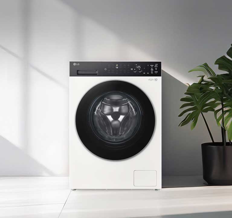 空间里有一台洗衣机。