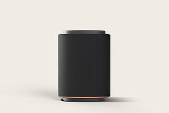Vooraanzicht van de zwarte Sound Suite M5 luidspreker
