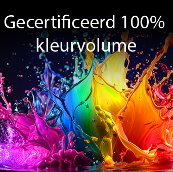 Een LG QNED AI QNED70 Mini LED met Dynamic QNED Color vult het scherm met levendige, vloeiende uitbarstingen van veelkleurige, verfachtige bewegingen, waardoor de verbeterde kleurlevendigheid wordt getoond, gecertificeerd voor 100% kleurvolume.