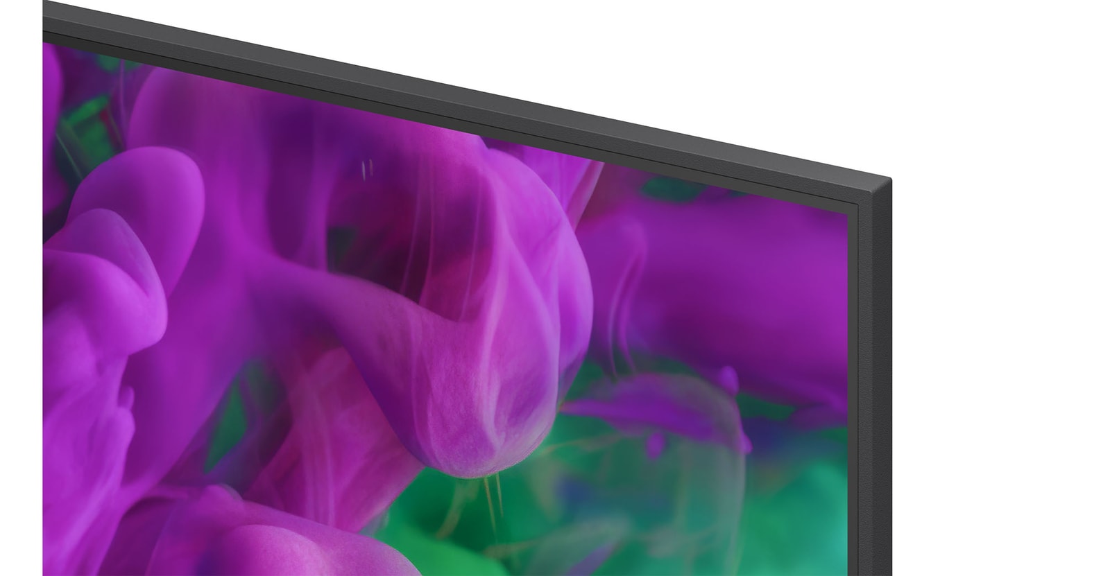 Le processeur alpha 8 AI 4K Gen3 de la LG QNED evo AI QNED86 Mini LED brille de lumière bleue sur une carte de circuit imprimé, mettant en valeur les performances de traitement de l’IA avec un traitement neuronal NPU 5,0× plus rapide, des graphiques GPU 10 % plus puissants et un débit de mémoire amélioré de 20 %.