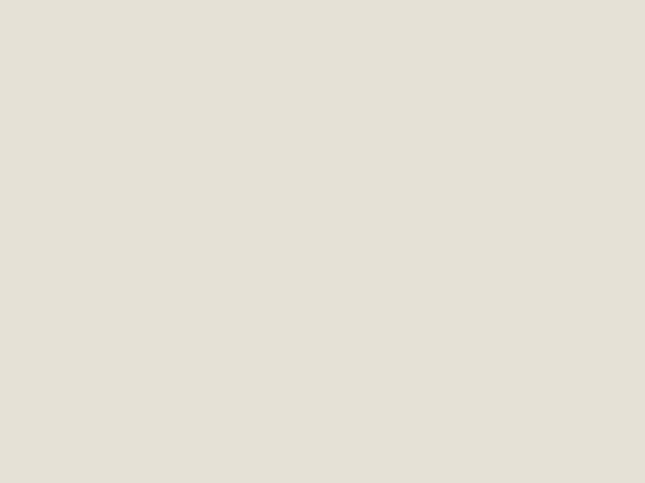 Un fond beige pâle uni remplit l’ensemble du cadre, créant une séparation visuelle dans la mise en page.
