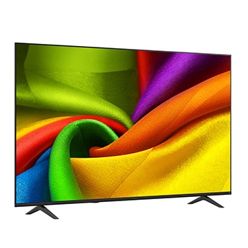Der LG NANO 4K UHD AI NU80 mit Slim Design ist in einem hellen, offenen Wohnbereich an der Wand montiert. Er fügt sich mit seinem schlanken Profil nahtlos in den Raum. Auf dem Bildschirm sind lebendige, mehrfarbige abstrakte Formen zu sehen.