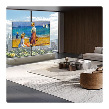 Der LG OLED evo AI W6 Wallpaper TV besticht durch sein nur 9,9 mm ultraflaches Wallpaper Design, das sich nahtlos vor einem Panoramafenster einfügt und ein lebhaftes Stadtbild bei Sonnenuntergang zeigt, dessen leuchtende Farben und gestochen scharfe Details das moderne Wohnzimmer aufwerten.