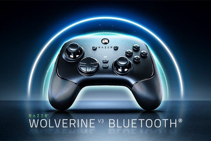 تلفزيون LG OLED evo مع Bluetooth بزمن استجابة منخفض للغاية يعرض وحدة تحكم ألعاب لاسلكية تحمل علامة "Razer Wolverine V3 Bluetooth" على الشاشة، مما يشير إلى دعم محسن لوحدات تحكم Bluetooth للعب سريع الاستجابة.