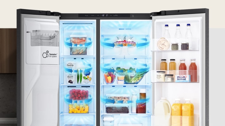 LG refrigerator interior showing multi-directional airflow evenly cooling food and drinks on every shelf.	