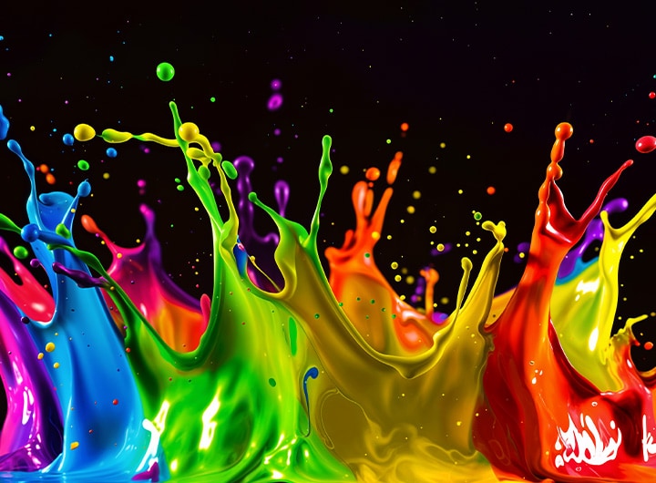 LG QNED evo AI QNED85 Mini LED with Dynamic QNED Color Pro fills the screen with vivid, fluid bursts of multicolored, paint-like motion, with fluid transitions and a wide color range exceeding that of typical quantum dot displays.