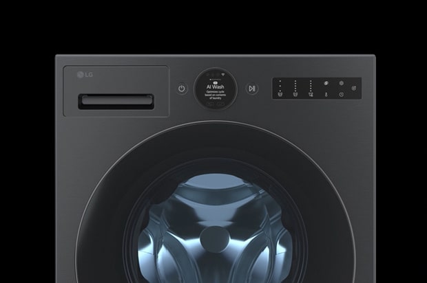 Gros plan sur le panneau de contrôle de la machine à laver LG qui détecte le niveau de charge du linge	