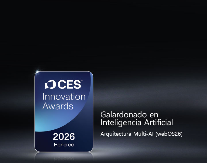 El distintivo de galardonado de los CES Innovation Awards 2026 aparece sobre un fondo oscuro. La arquitectura Multi-AI recibe el reconocimiento en la categoría de Inteligencia Artificial.