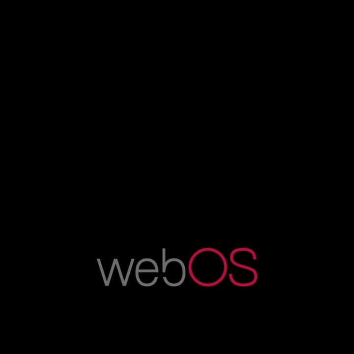 تسلسل متحرك لتلفزيون LG Smart TV الذكي يعرض شعار webOS، متبوعًا بكلمات "شاهد" و"شغِّل" و"استكشف"، وينتهي بشاشة LG webOS الرئيسية التي تضم تطبيقات وقنوات البث