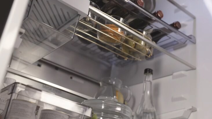 LG Fridge Freezer interior with My Box storage compartment for drinks and fresh food. LG Fridge Freezer interior with My Box storage compartment for drinks and fresh food.