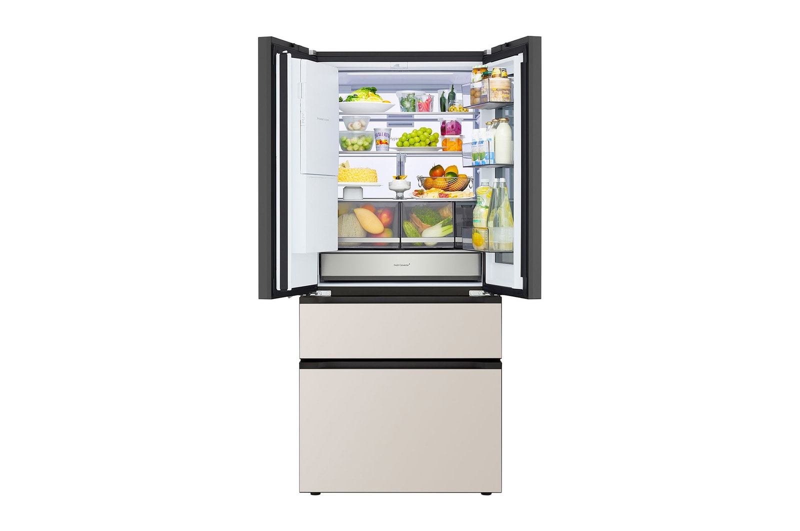 Mặt trước mở cửa với thực phẩm được lưu trữ bên trong