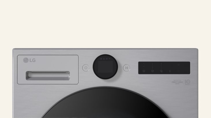 Bảng điều khiển phía trước của máy giặt LG có ngăn đựng chất giặt tẩy, màn hình hiển thị và các nút vận hành