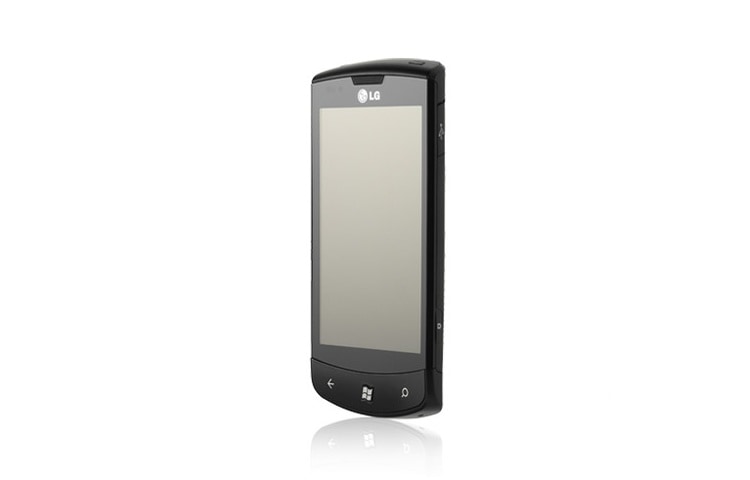 Vorderansicht von OPTIMUS 7 Smartphone mit Windows 7 und 3,8 Zoll großem Full Touchscreen E900