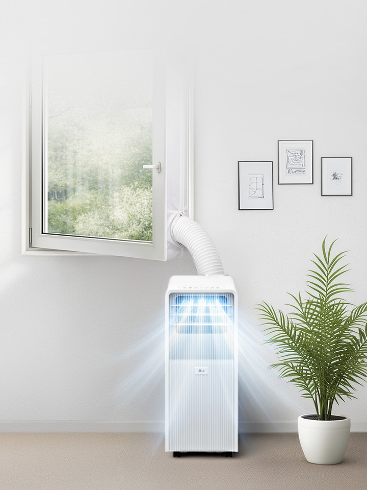 Tragbare LG-Klimaanlage in einem Wohnzimmer mit blauen Luftströmungsgrafiken, die die Kühlung bei Bedarf veranschaulichen.