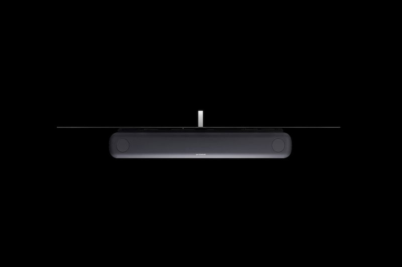 LG 77" LG SIGNATURE OLED TV, OLED77W8PLA