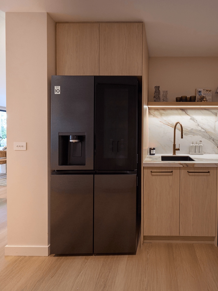 Kitchen & Laundry