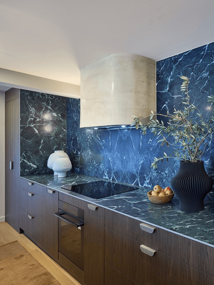 Kitchen & Laundry