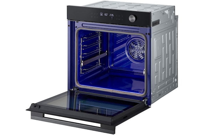 Right side view door open without food