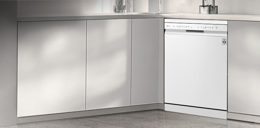 The dishwasher door opening automatically after the wash cycle completes to naturally dry the dishes. 