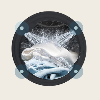 Image of powerful water flow for thorough cleaning