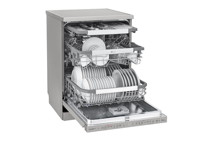 LG 15 Place QuadWash<sup>®</sup> Dishwasher - Freestanding, XD3A25PS