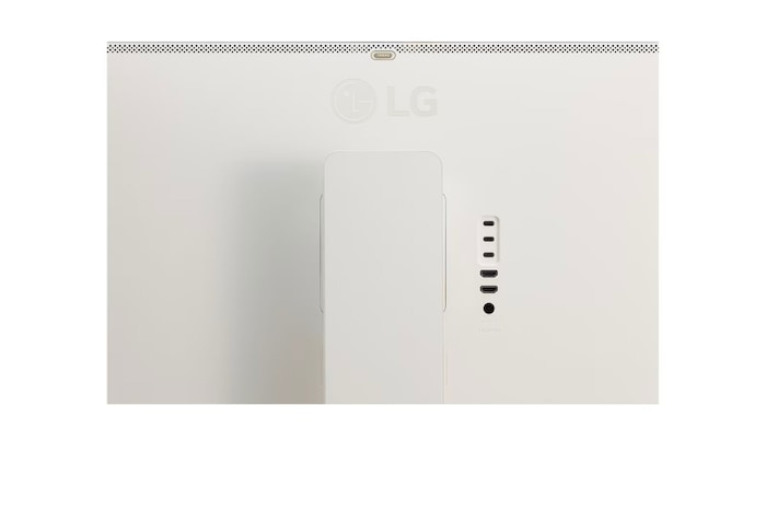 LG Smart Monitor 32 Inch | 4K UHD IPS All-in-One Smart Monitor for Streaming with webOS and USB Type-C™ - White, 32SR83U-W