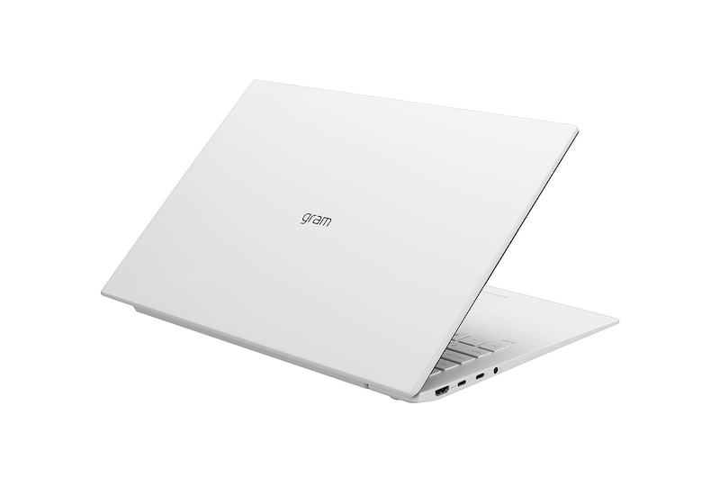 LG gram Ultra-Lightweight Laptop with 16” 16:10 IPS Display and Intel® Evo™ platform, 16Z90P-G.AA64A