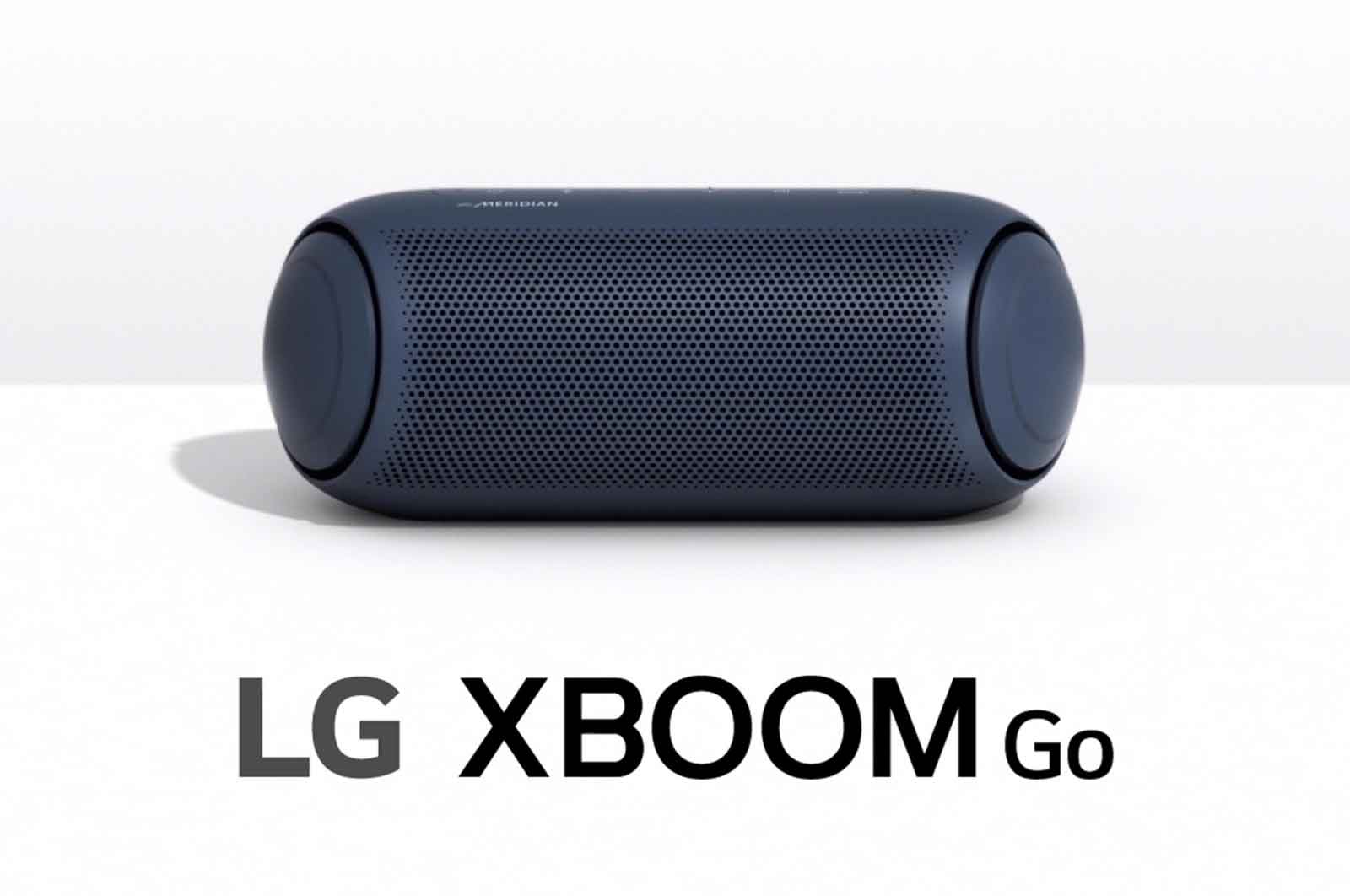 Front view of LG XBOOMGo PL7 Portable Bluetooth Speaker PL7