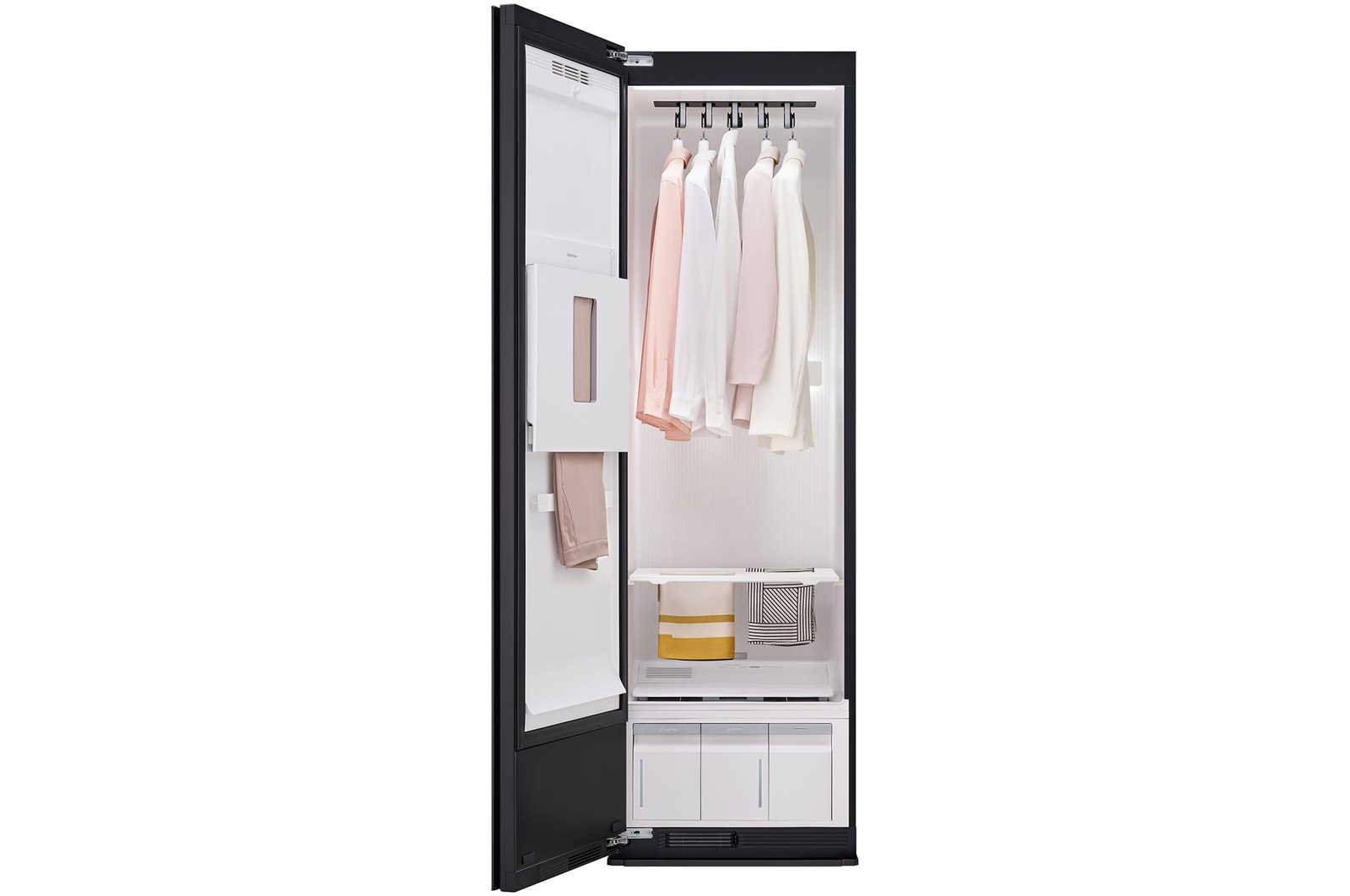 LG 5 Garment TrueSteam™ Styler - Built-in HandySteamer™, SC5MBH