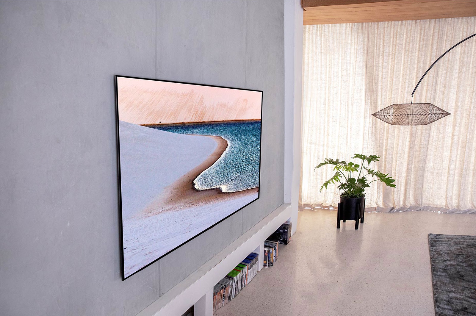 LG GX 77 inch with Gallery Design 4K Smart Self-Lit OLED TV w/ AI ThinQ®, OLED77GXPTA