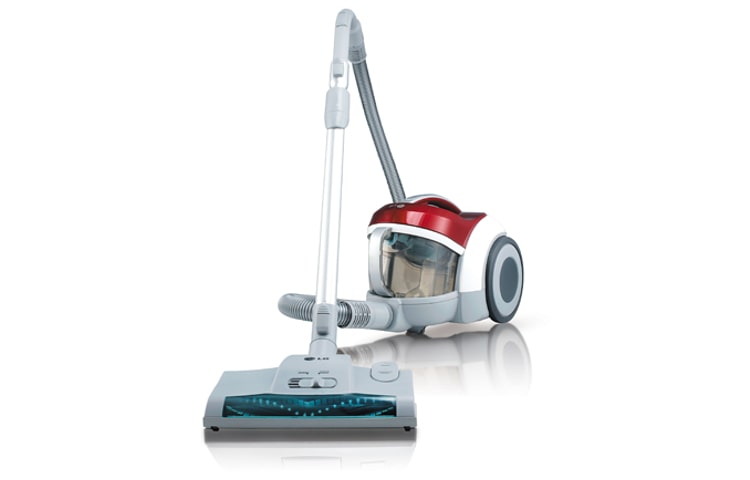 Front view of Powerful Turbo Cyclone VC6820UR