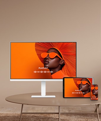 A photo showcasing the mirroring feature of a smart monitor.