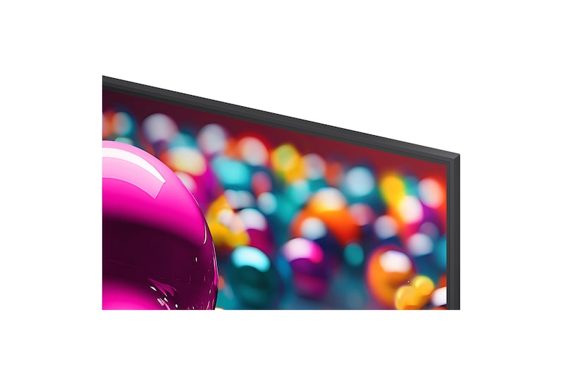 Before and after comparison of how LG 4K Super Upscaling improves image quality. Two panels showing the same image of a colorful bird sitting on a branch in a forest, panel on the right is faded out. The title talks about how 4K Super Upscaling enhances resolution, brightness and clarity.