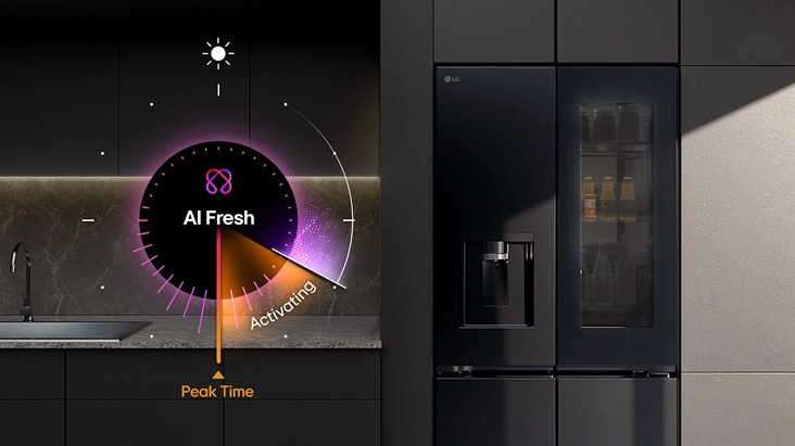 LG-koelkast met illustratie van de AI Fresh-functie die een cirkeldiagram toont waarmee de koeling voorafgaand aan piekuren wordt aangepast. LG-koelkast met illustratie van de AI Fresh-functie die een cirkeldiagram toont waarmee de koeling voorafgaand aan piekuren wordt aangepast.