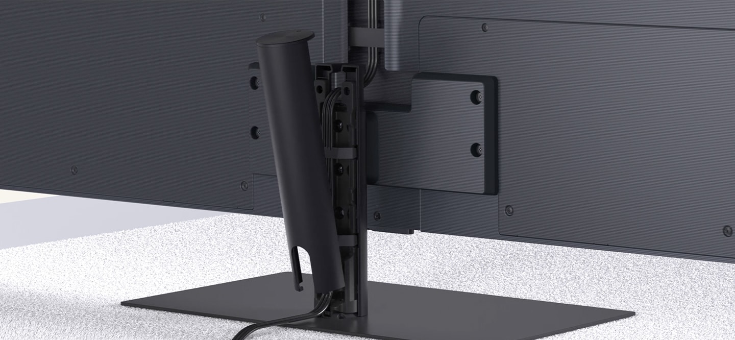 Bevestigen en vastzetten van de meegeleverde standaard aan de LG OLED evo AI G4 4K Smart TV voor installatie.