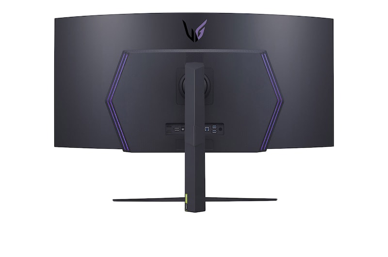 LG Moniteur de jeu UltraGear™ OLED de 45'' incurvé offrant une fréquence de rafraîchissement de 240 Hz et un temps de réponse de 0,03 ms (GtG), 45GR95QE-B