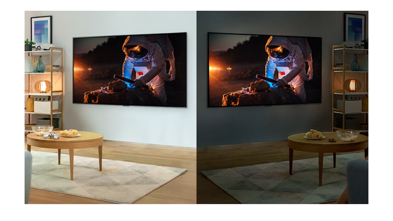 Een tv met een astronaut in de helder verlichte kamer. Rechts staat in de donkere kamer een tv met een heldere astronaut.