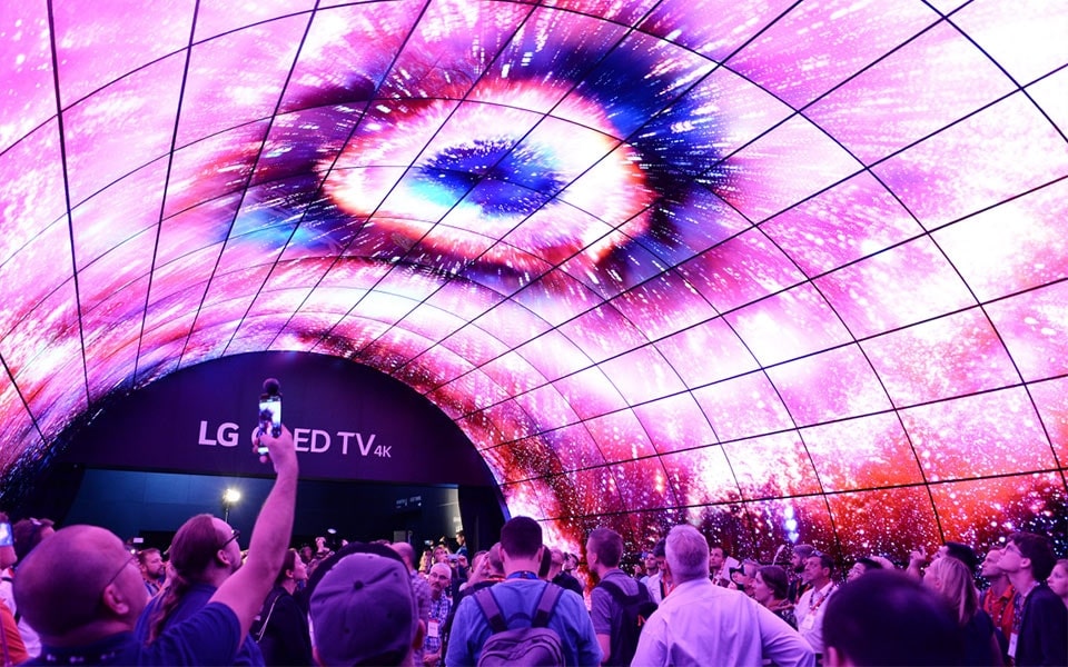 lg-experience-inspiration-history-of-oled