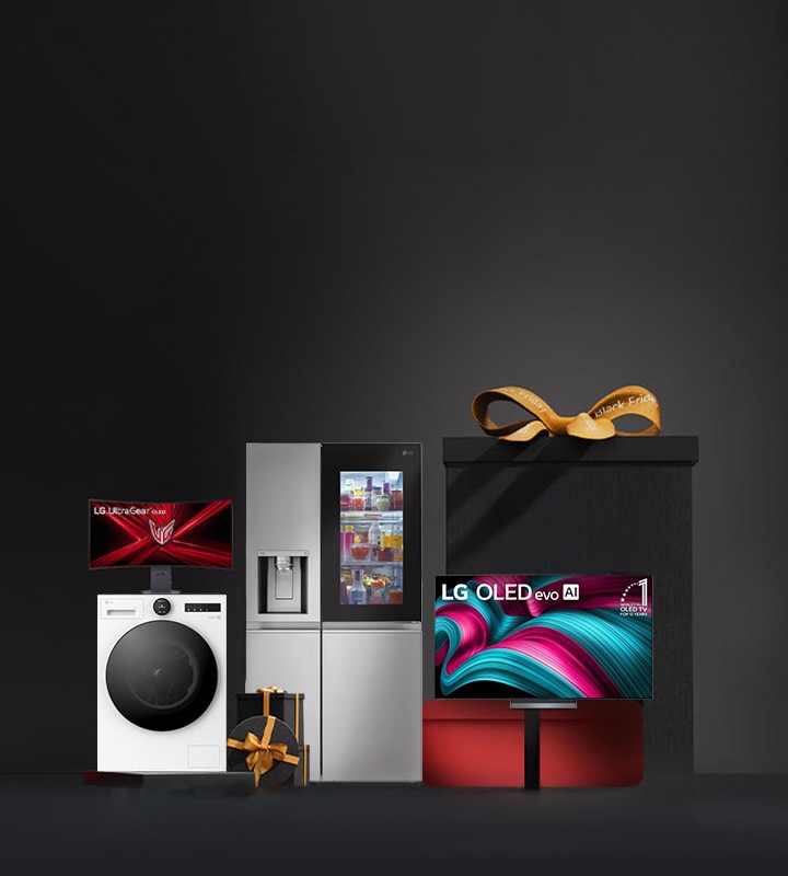 Una exhibición de electrodomésticos LG y cajas de regalo en un fondo oscuro.