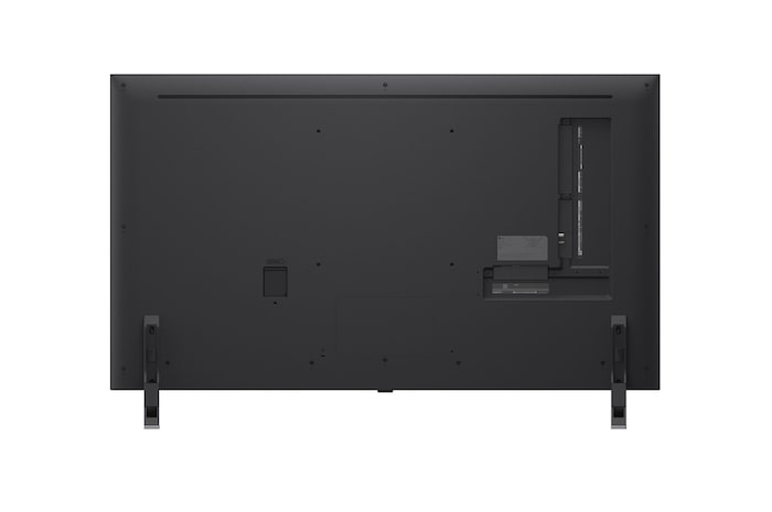 El procesador alpha 8 AI Gen2 se ilumina en color naranja y rosa, y de él salen rayos de luz de colores. El título habla sobre cómo el procesador ofrece una calidad 4K, con color y brillo sorprendentes. El texto en la imagen dice que el procesamiento neuronal de IA de NPU es aproximadamente 1.7 veces mayor y la operación de CPU es 1.4 veces más rápida.