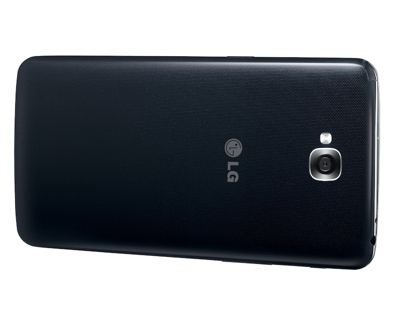 LG Alie uma experiência de navegação na internet de tablet, com a praticidade de um Smartphone., D683