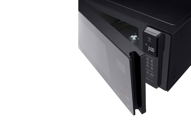 LG Forno de Micro-ondas NeoChef™ Solo 42L 110V com Smart Inverter, MS4297DIR(A)