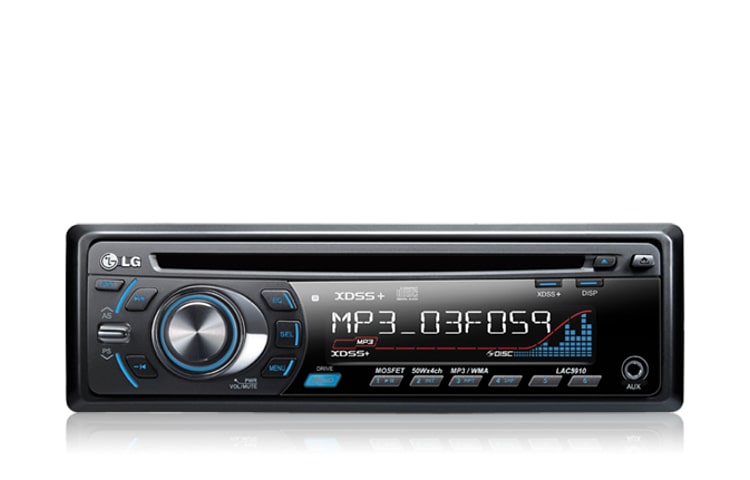 Vista frontal de Som automotivo com rádio e CD player com entrada auxiliar e compatibilidade com diferentes formatos de música. LAC3910
