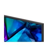A LG Mini RGB evo AI MRGB85 com Ultimate Gameplay exibe uma cena de corrida vibrante e em alta velocidade com uma imagem de comparação desfocada destacando o Motion Booster 288, além de suportar 144Hz, VRR, AMD FreeSync, ALLM, HGiG e GeForce NOW.