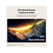 A LG OLED evo AI C6 com Amplificador de Brilho Pro exibe uma cena escura onde a silhueta de um veado brilhantemente iluminada se destaca em meio a partículas brilhantes, oferecendo 3,2 vezes mais brilho com detalhes mais nítidos.